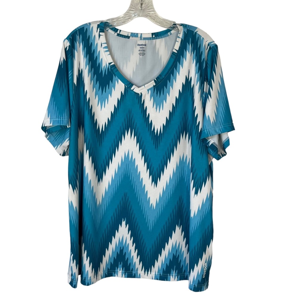 Reebok PlayDry Top Womens 18/20 Blue White Chevron Zig Zag V-Neck Athletic Shirt
